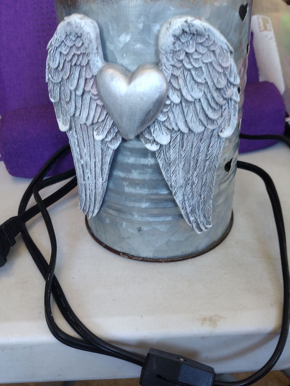 Scentsy Silver-White Angel Wings with Heart Accent